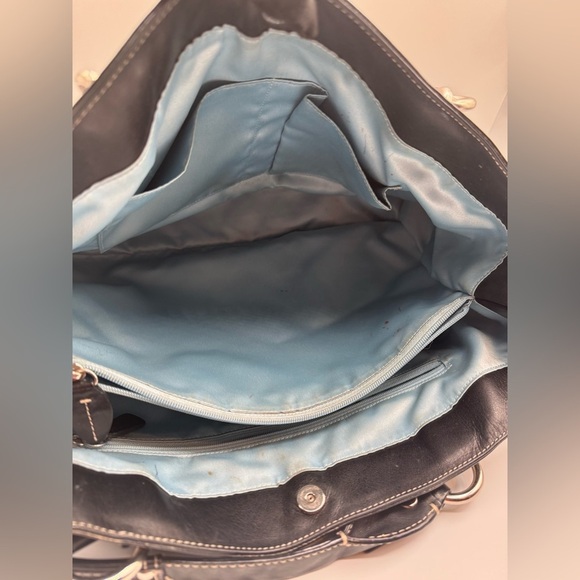 Coach Penelope Signature Shoulder / Tote Bag | Good Used Condition - Picture 16 of 17